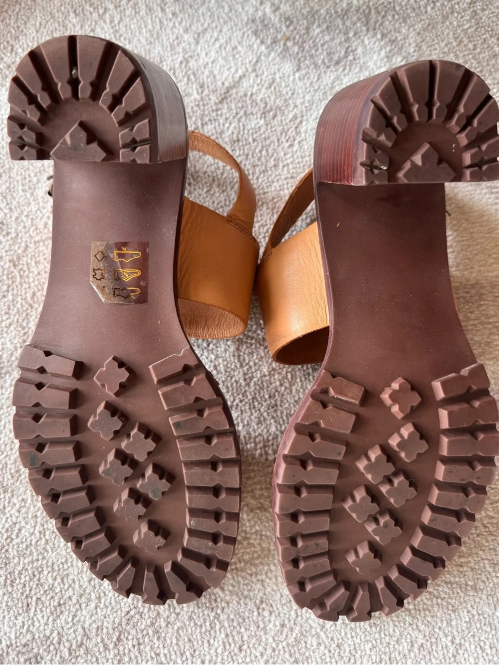 Madewell The Kiera Lugsole Sandal size 7
